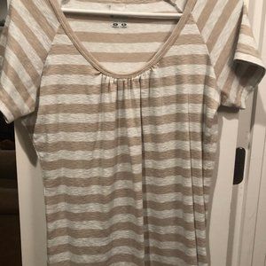 Columbia Women's Scoop Neck L shirt